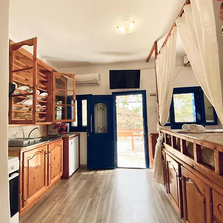 Views - Casa vacanze Emborios