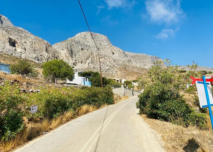 Nyaraló Views - Emboriósz