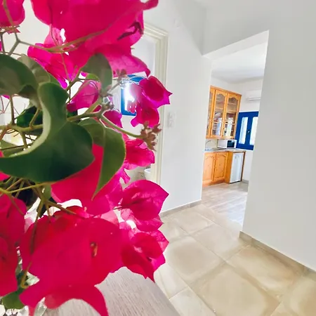 別荘 Views - Emborios